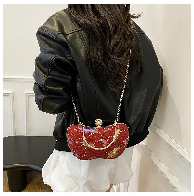 Sparkly Feather Chain Crossbody Bag for Women — feature 21