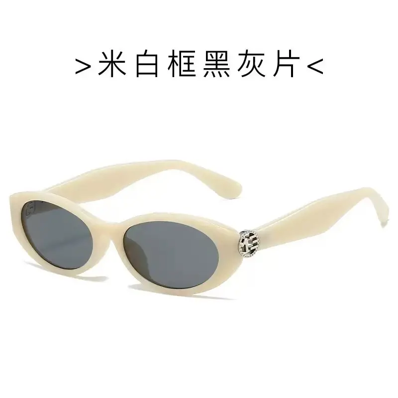 Cat-Eye Sunglasses Black Frame Dark้็ - Image 6