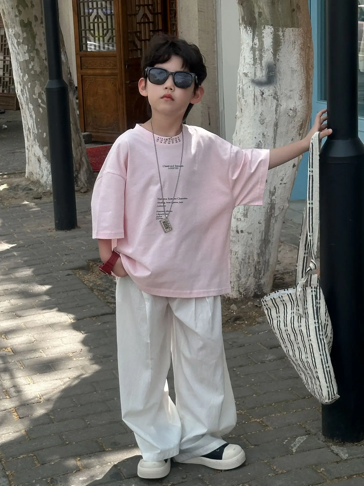 2025 Summer Boys Pink Letter T-Shirt White Pants - Image 5