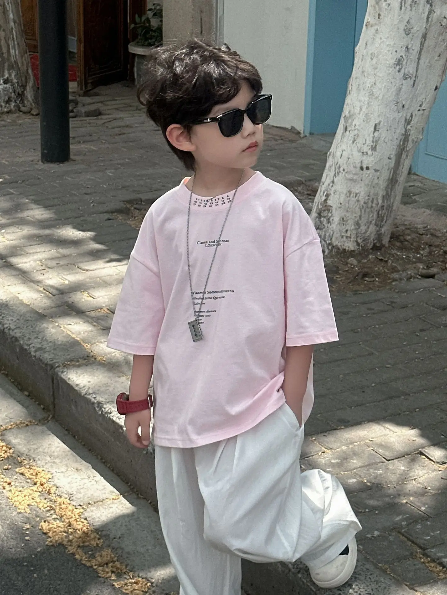 2025 Summer Boys Pink Letter T-Shirt White Pants - Image 6