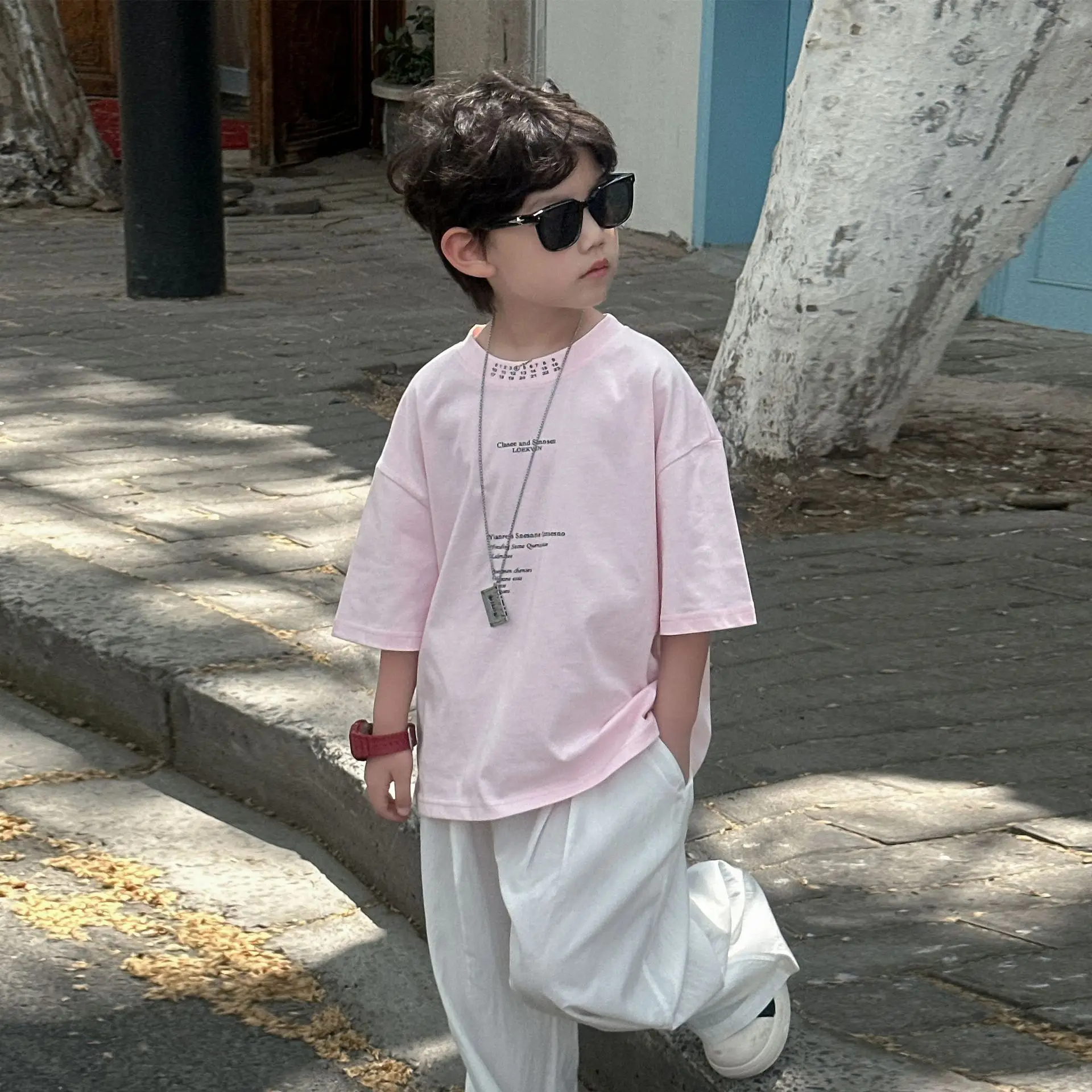 2025 Summer Boys Pink Letter T-Shirt White Pants β feature 12
