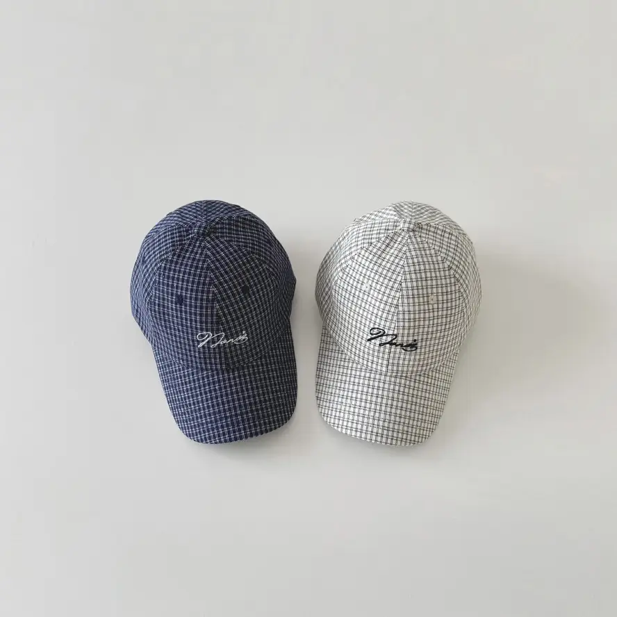 Qiunan Checked Baseball Cap for Kids in 4 Colors