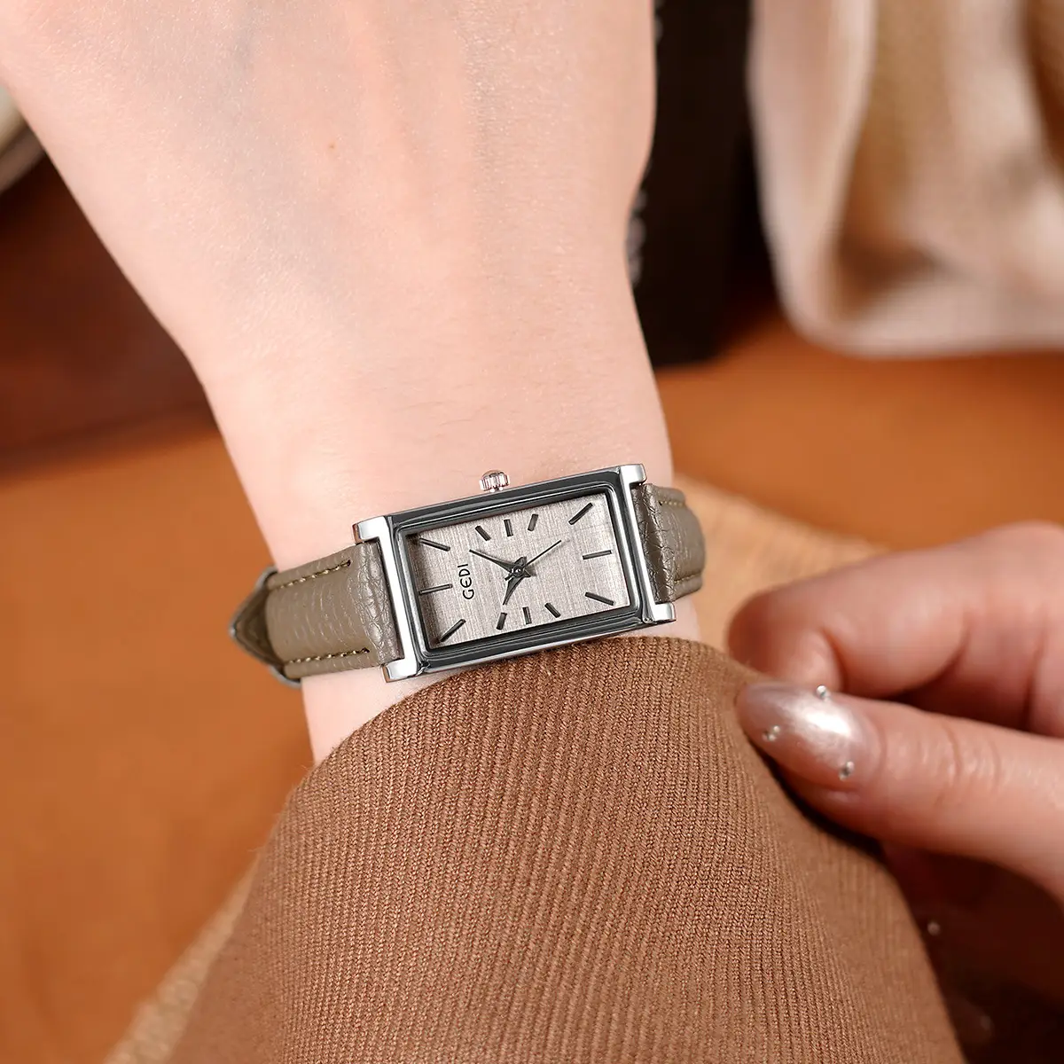 Goldie Square Watch Women's Quartz Belt Watch - Image 7