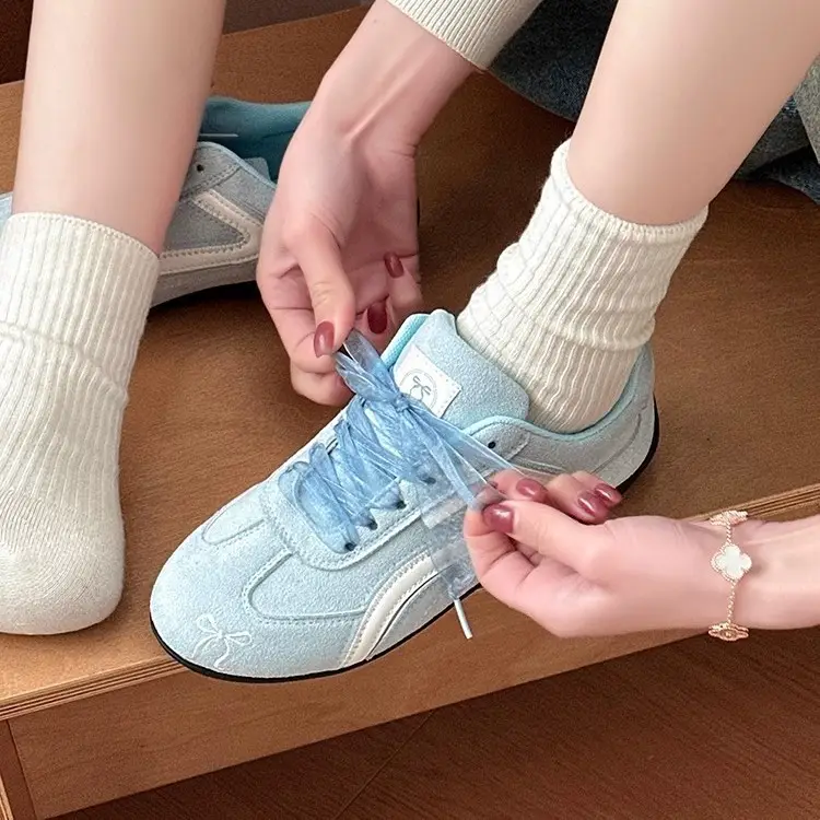Women's Light Blue Retro Flat Sports Shoes 2025 Spring