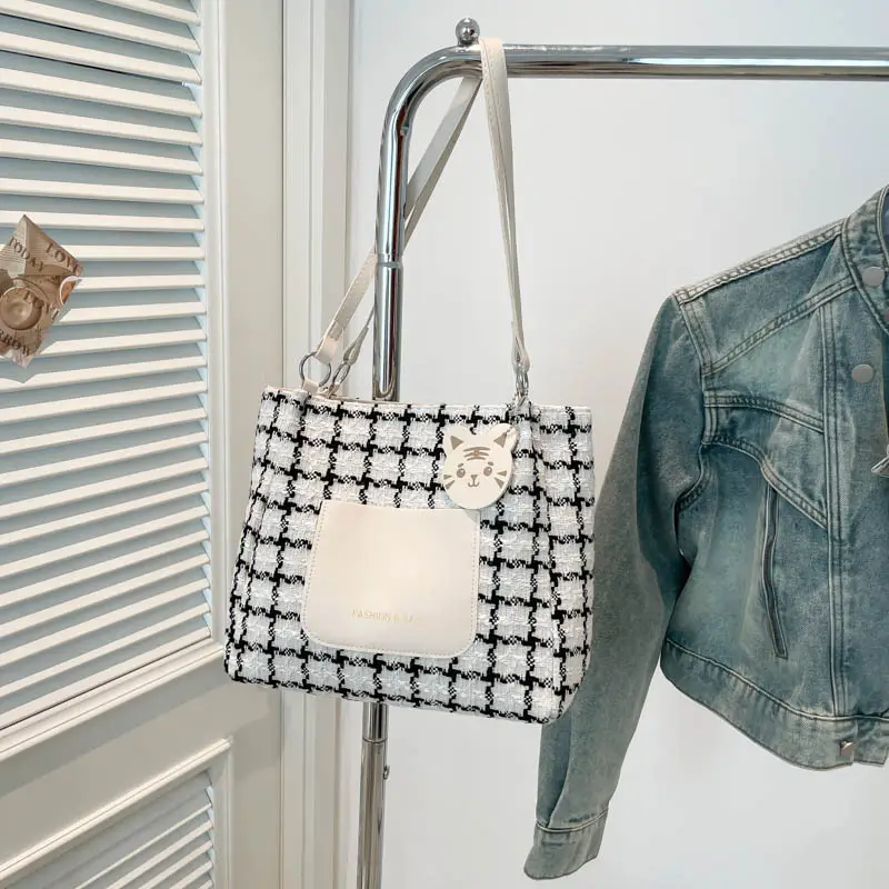 Women's Plaid Shoulder Bag Large Capacity 2025 - Image 5