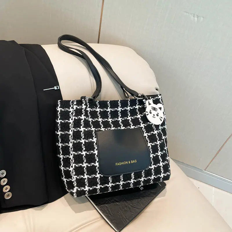 Women's Plaid Shoulder Bag Large Capacity 2025 - Image 7