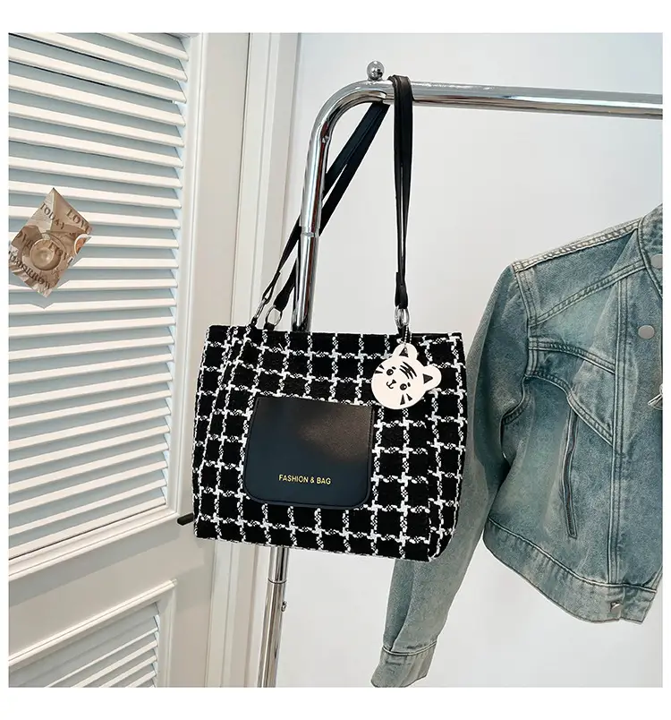 Women's Plaid Shoulder Bag Large Capacity 2025 — feature 24
