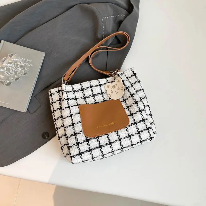 Women's Plaid Shoulder Bag Large Capacity 2025 - Image 3