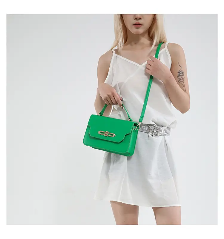 White One-Shoulder Crossbody Bag for Women 2025 — feature 11