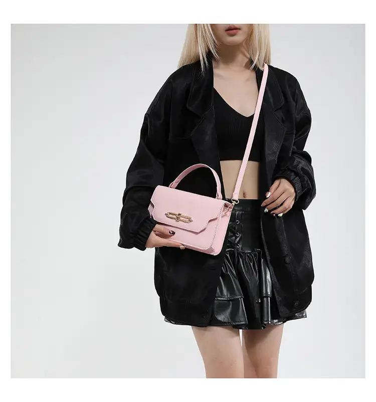 White One-Shoulder Crossbody Bag for Women 2025 — feature 19