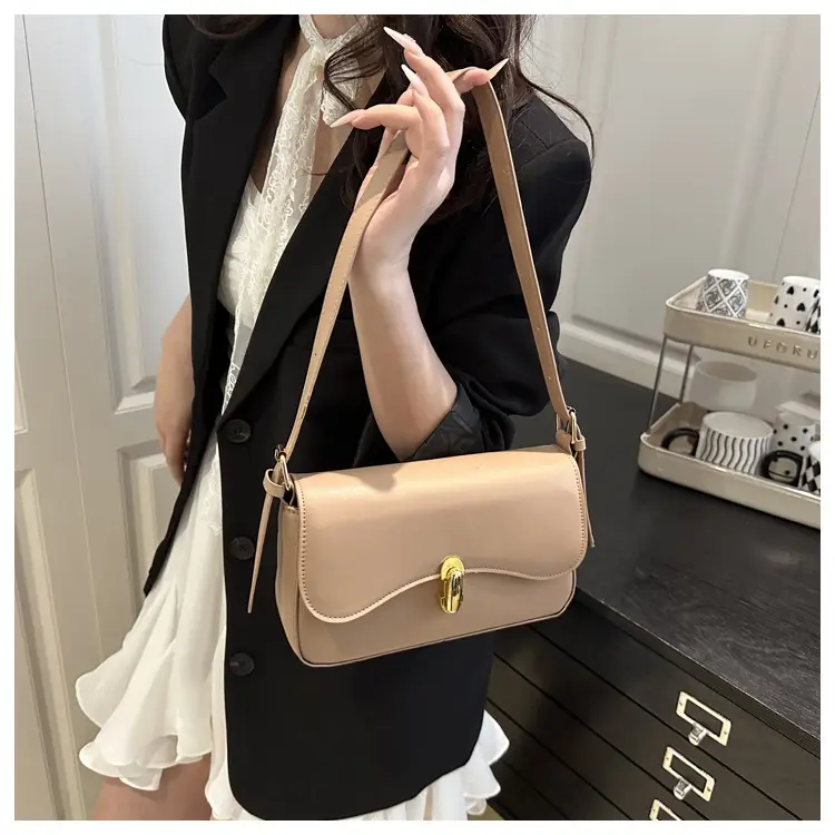 Black Korean Style Shoulder Bag for Women 2025 — feature 11