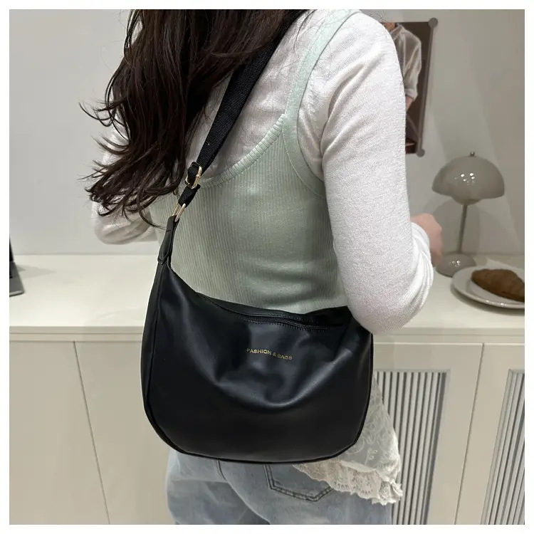 Korean Style Black Women's Shoulder Bag 2025 New — feature 20