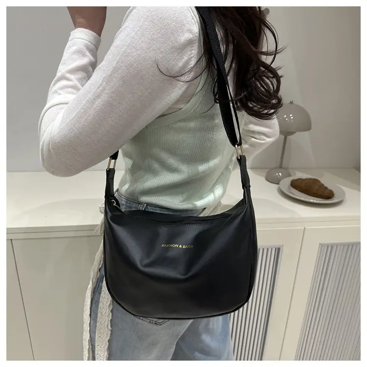 Korean Style Black Women's Shoulder Bag 2025 New — feature 21