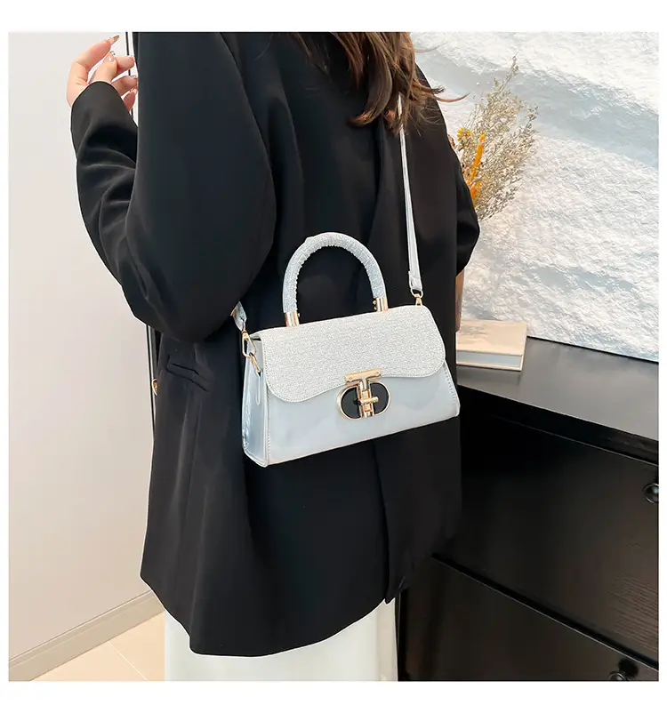 Women's White Retro Crossbody Bag with Gold Clasp — feature 20