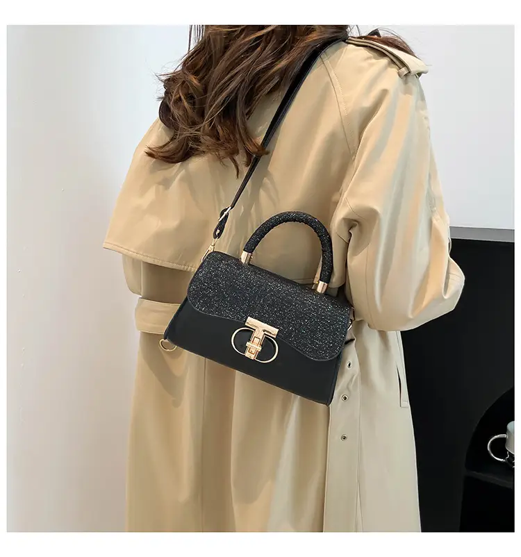 Women's White Retro Crossbody Bag with Gold Clasp — feature 9