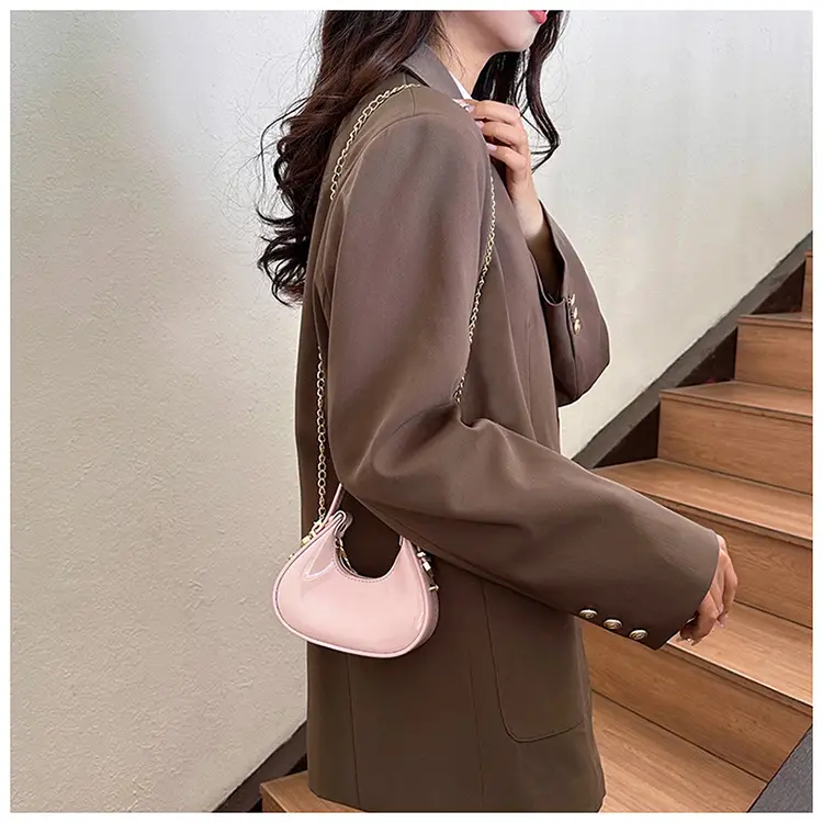 Red Glossy Chain Shoulder Bag for Women 2026 — feature 24