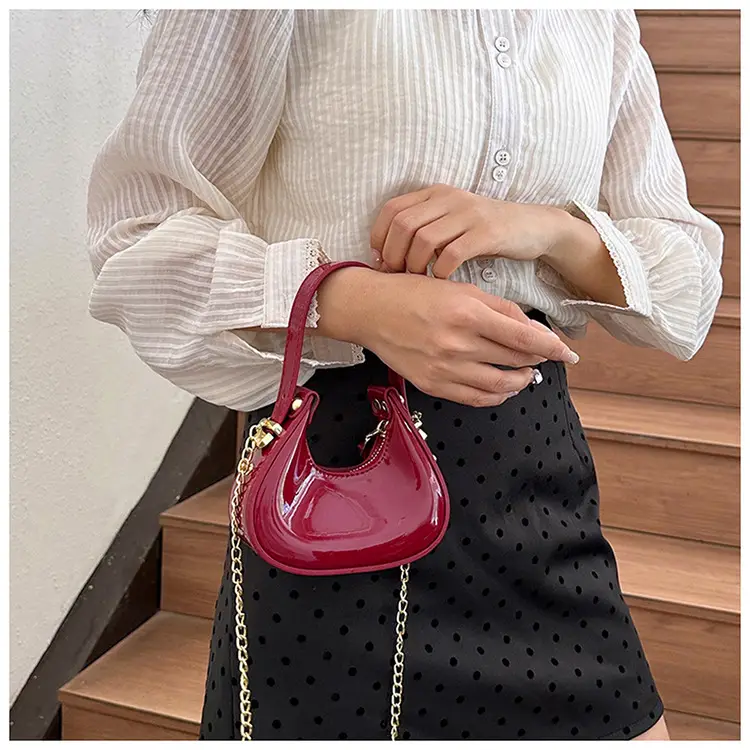 Red Glossy Chain Shoulder Bag for Women 2026 — feature 28