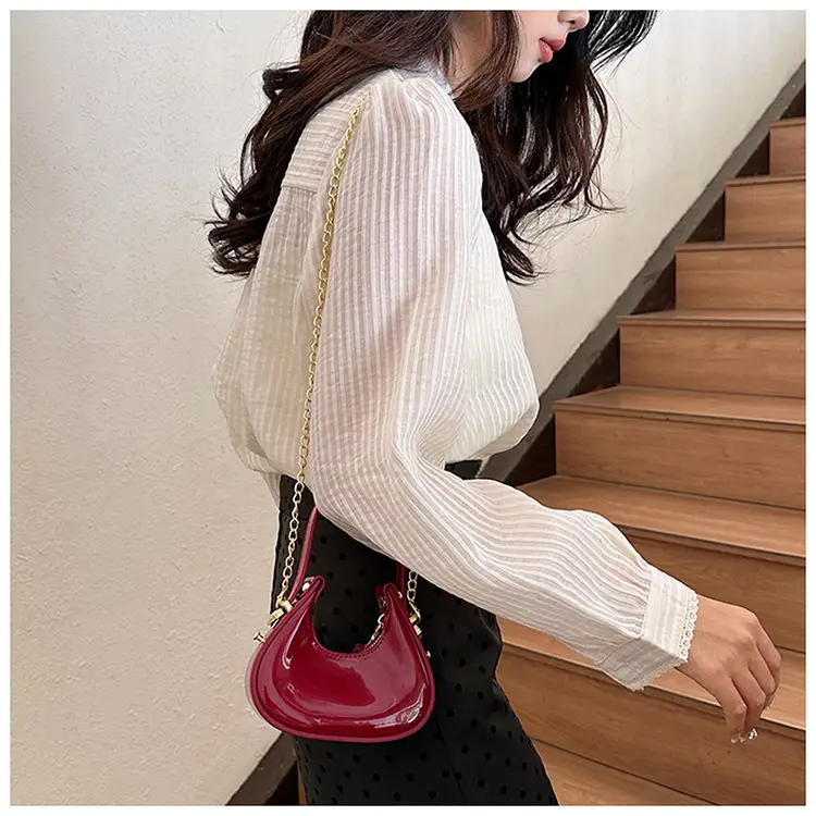 Red Glossy Chain Shoulder Bag for Women 2026 — feature 30