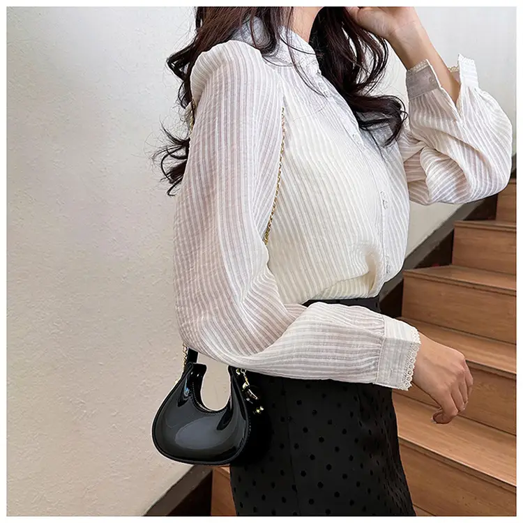 Red Glossy Chain Shoulder Bag for Women 2026 — feature 32