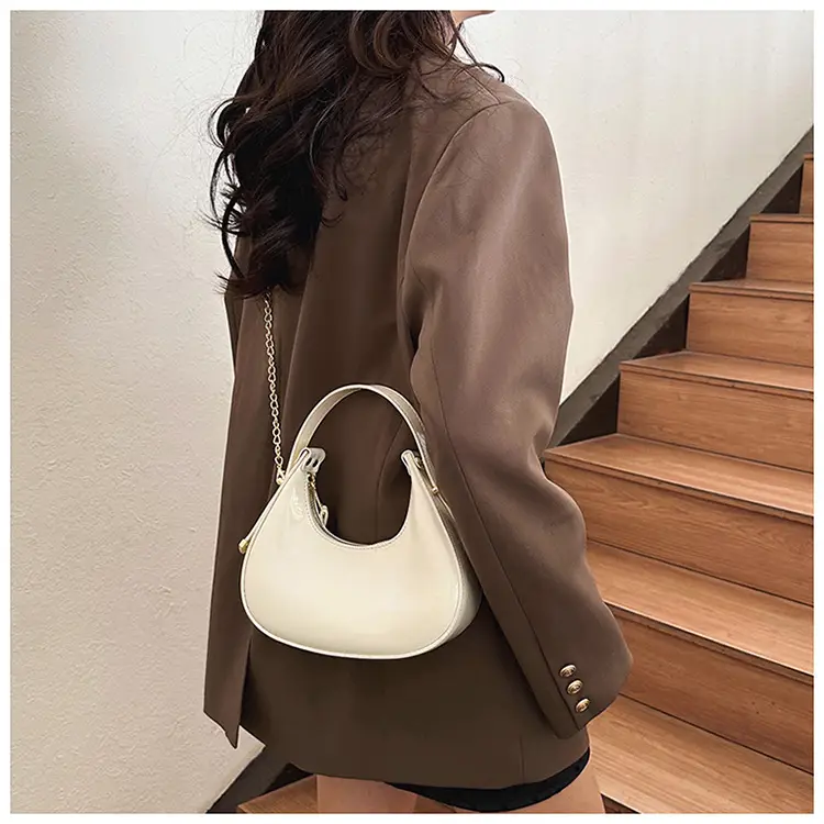Red Glossy Chain Shoulder Bag for Women 2026 — feature 38