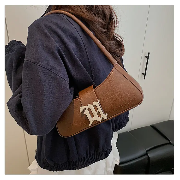 Women's Crossbody Bag with Logo Brown Leather — feature 12