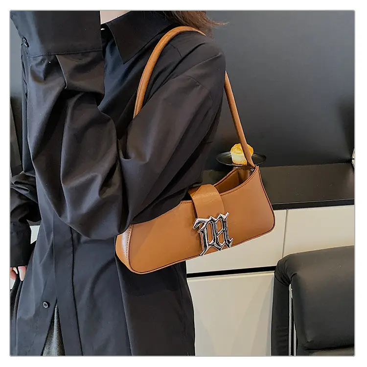 Women's Crossbody Bag with Logo Brown Leather — feature 15