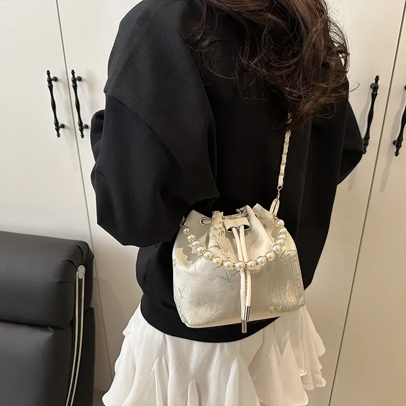 Pearl Chain Bucket Bag Western Style Portable Fashion - Image 8