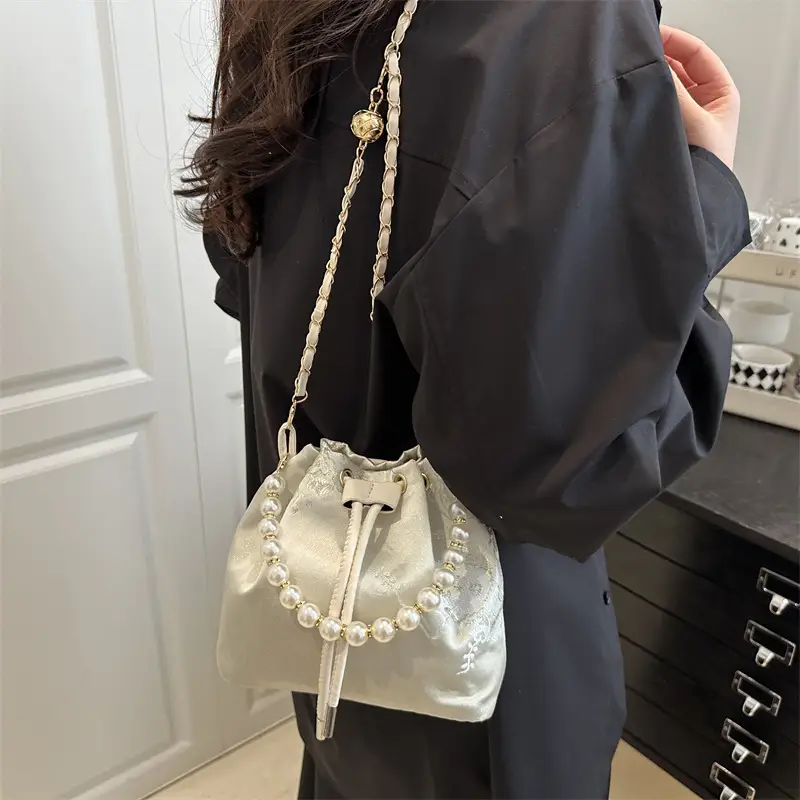 Pearl Chain Bucket Bag Western Style Portable Fashion - Image 9