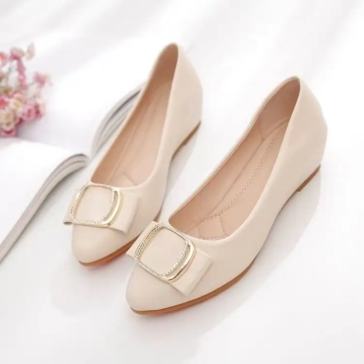 Beef Sole Shoes Women's 2025 New Spring All-match Soft Sole Working Leather Shoes Women's Soft Leather Pointed Flat Shoes — feature 1