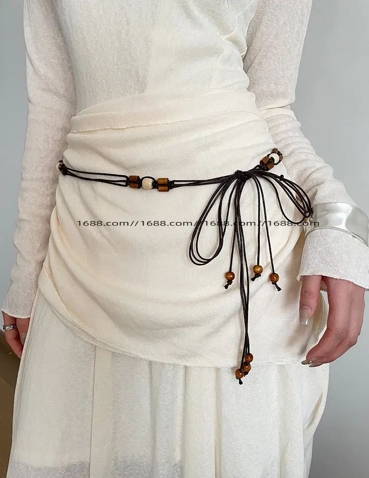 Retro Bohemian Belt with Flower Beaded Design — feature 10