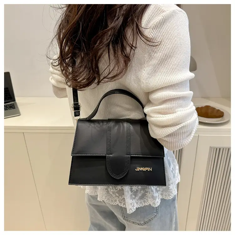 White Korean Style Shoulder Bag for Women 2026 — feature 45