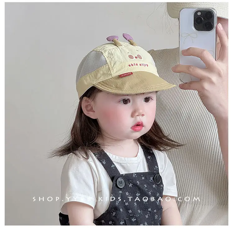 Baby Sunshade Cap White Brown Mesh Baseball Cap — feature 1