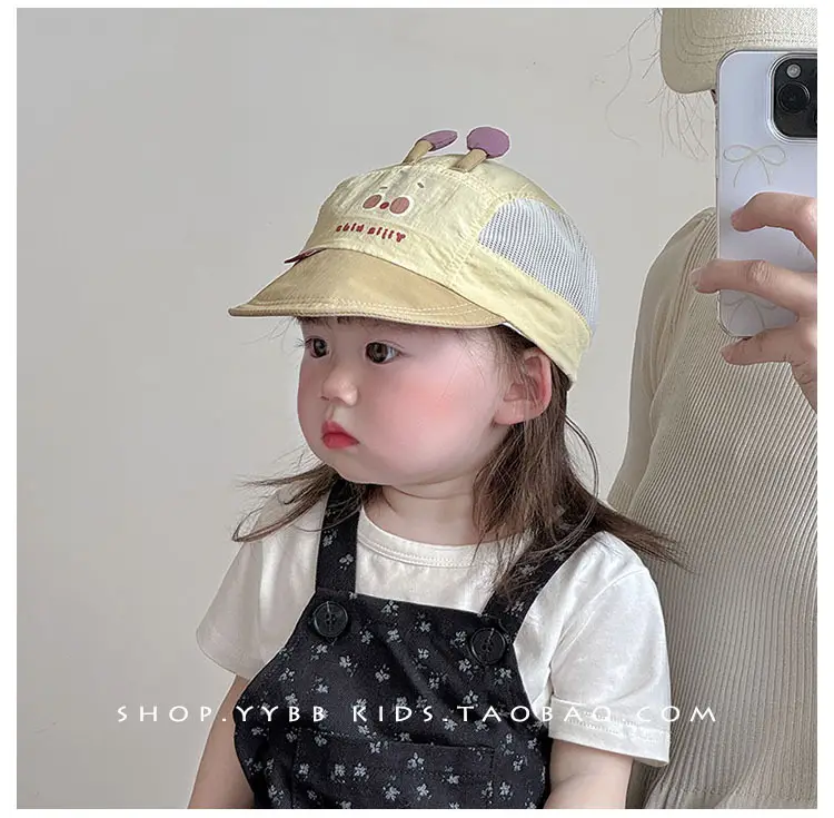 Baby Sunshade Cap White Brown Mesh Baseball Cap — feature 4