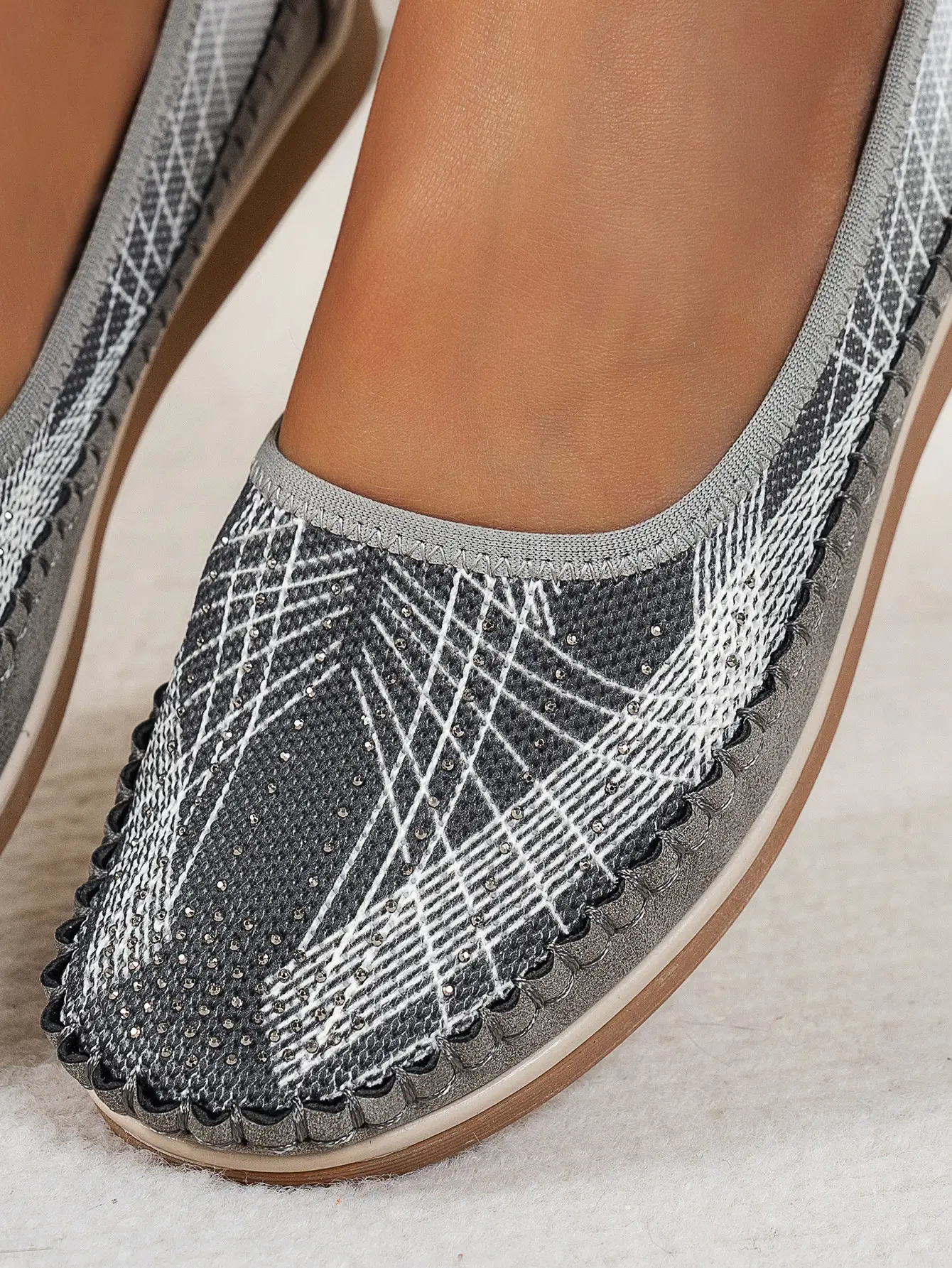 Women's Gray Feathered Flat Loafers Plus Size — feature 7