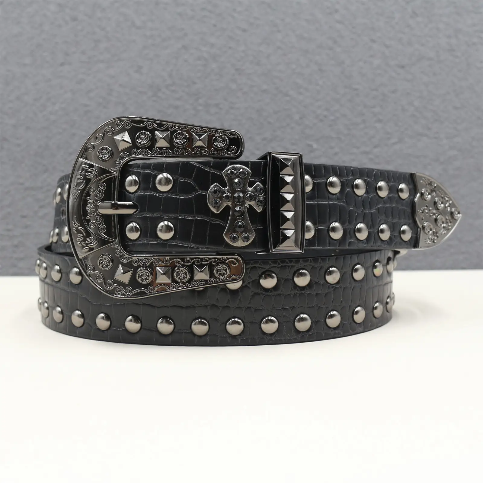 Cross Stylish Hip-Hop Belt for Men Women with Rivets — feature 2