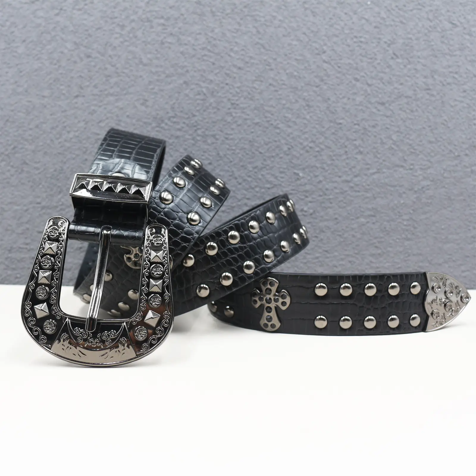 Cross Stylish Hip-Hop Belt for Men Women with Rivets — feature 4