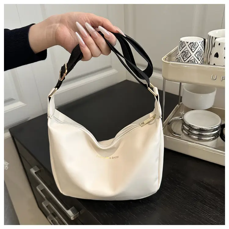 Women's Soft Armpit Bag 2025 Summer New Style — feature 18