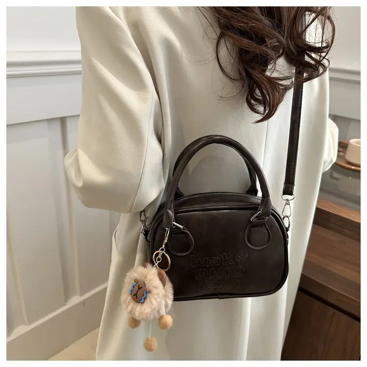 Retro Casual Shoulder Crossbody Bag for Women — feature 15