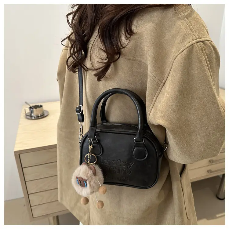 Retro Casual Shoulder Crossbody Bag for Women — feature 17