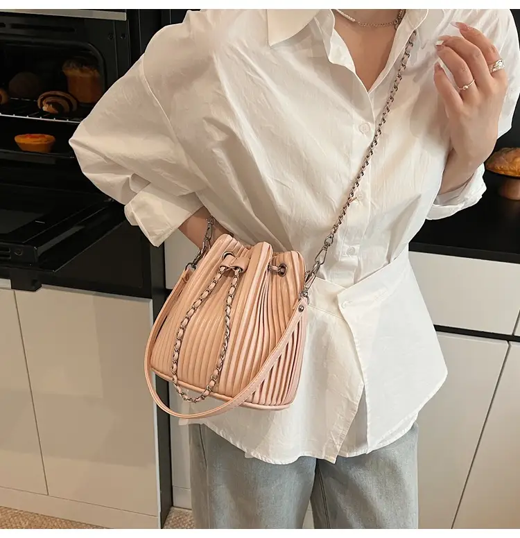 Korean Style Pleated Drawstring Bag Women 2025 — feature 17