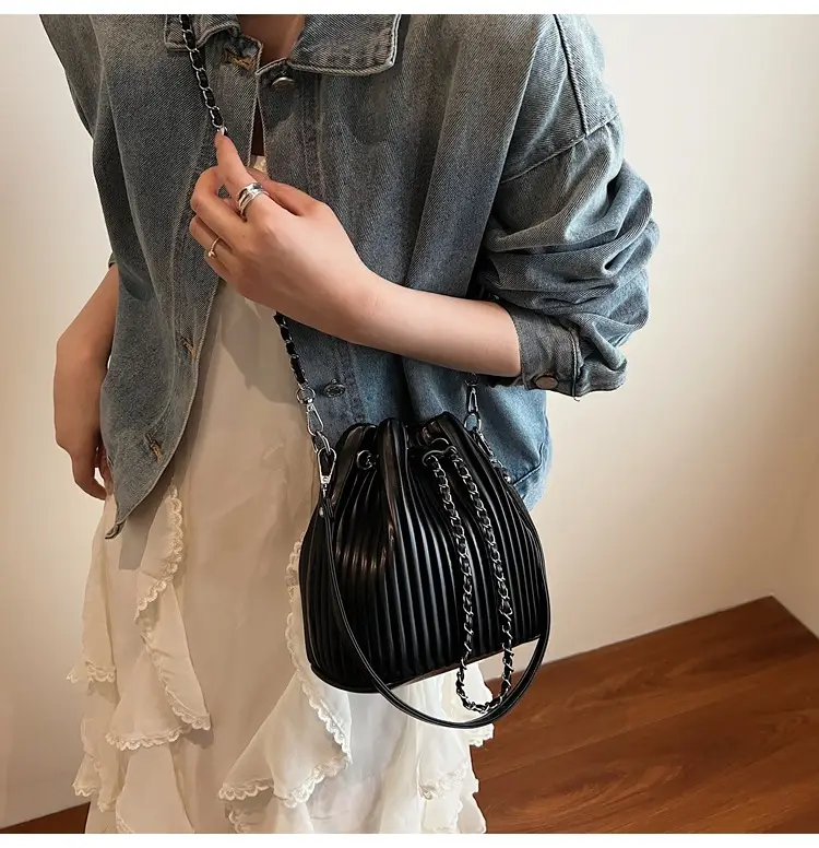 Korean Style Pleated Drawstring Bag Women 2025 — feature 23
