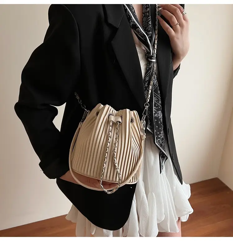 Korean Style Pleated Drawstring Bag Women 2025 — feature 27
