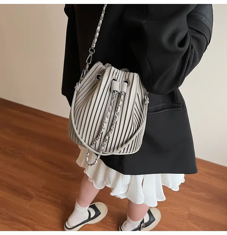 Korean Style Pleated Drawstring Bag Women 2025 — feature 28