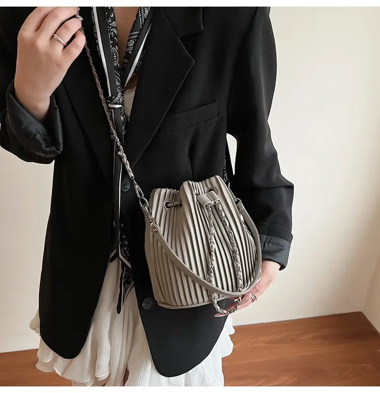 Korean Style Pleated Drawstring Bag Women 2025 — feature 29