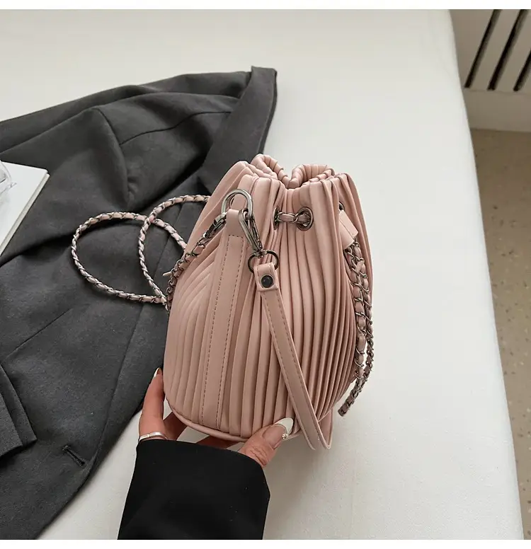 Korean Style Pleated Drawstring Bag Women 2025 — feature 35