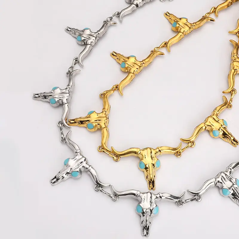 Vintage Women's Gold Spider Waist Chain with Chain — feature 16