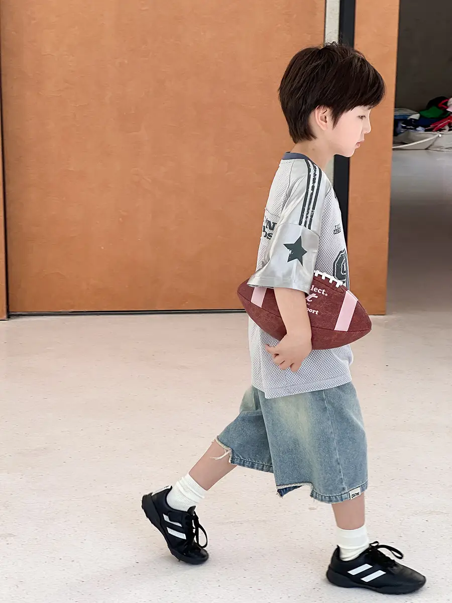 Aimo Beibei Boys Letter Patchwork T-Shirt Grey 2026 - Image 4