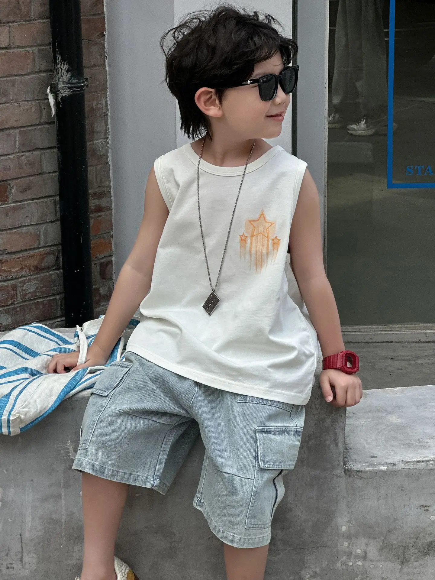 Kids White Graphic Sleeveless T-Shirt with Denim Shorts Medium