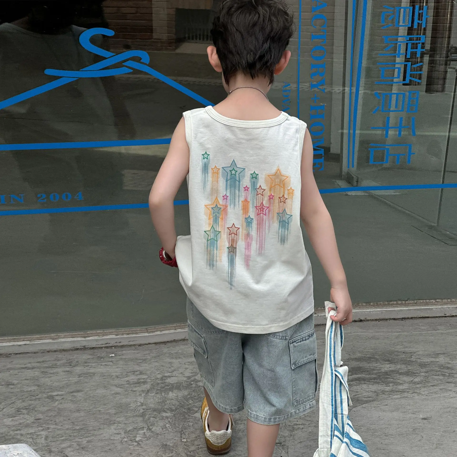 Kids White Graphic Sleeveless T-Shirt with Denim Shorts Medium — feature 10