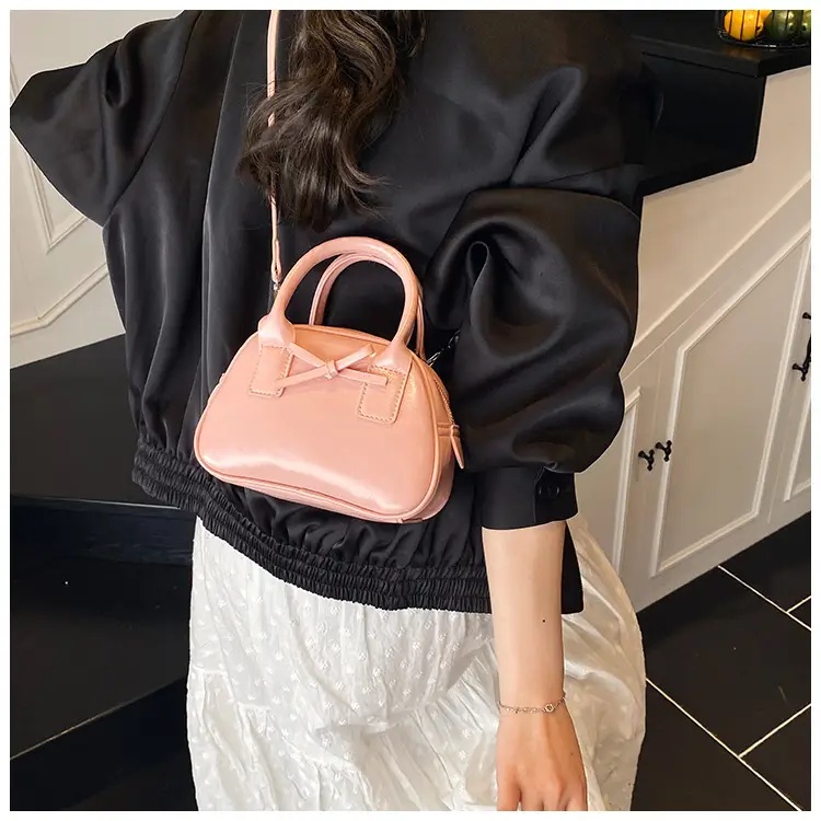 Women's Cream Bow Crossbody Bag 2025 — feature 23